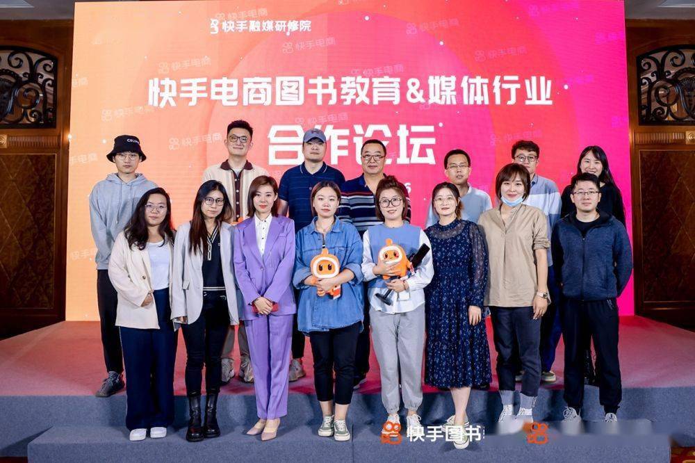 爱娟快手刷赞小助手_qq刷赞助手破解版_爱应用助手刷魔豆