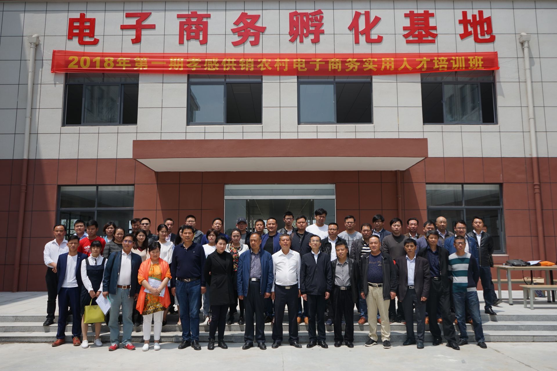 快手怎么签约_骚白签约快手_怎么签约快手