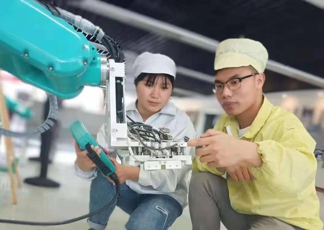 快手视频赞可以换钱吗_快手里赞过的视频_快手视频获得的赞有钱吗