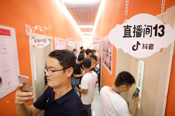 快手点赞自助网站秒赞_快手自动点赞神器网站_自助赞快手网站点秒赞怎么弄