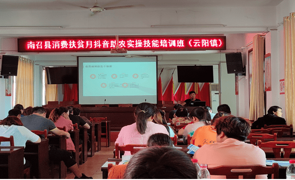 淘宝上刷快手粉_快手互粉群上千人_8元一万快手粉丝教学