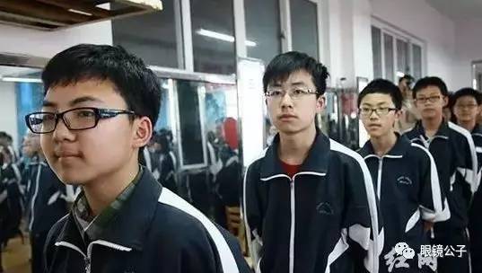抖音上会抖屁股的猫gif_抖音点赞_点赞赚钱一个赞6分钱