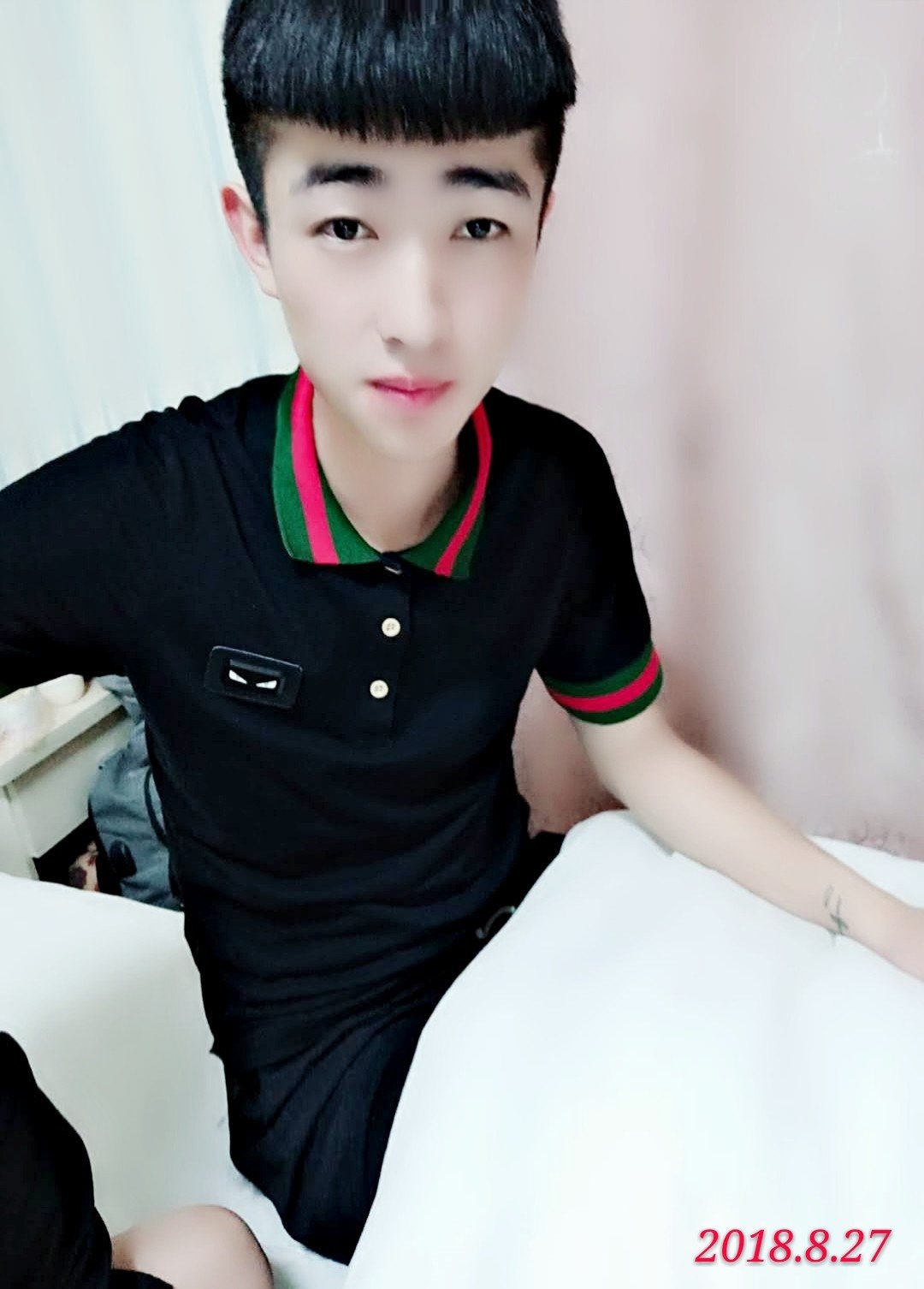 快手200粉丝什么价位_快手粉丝200万_快手一元200个粉丝活粉