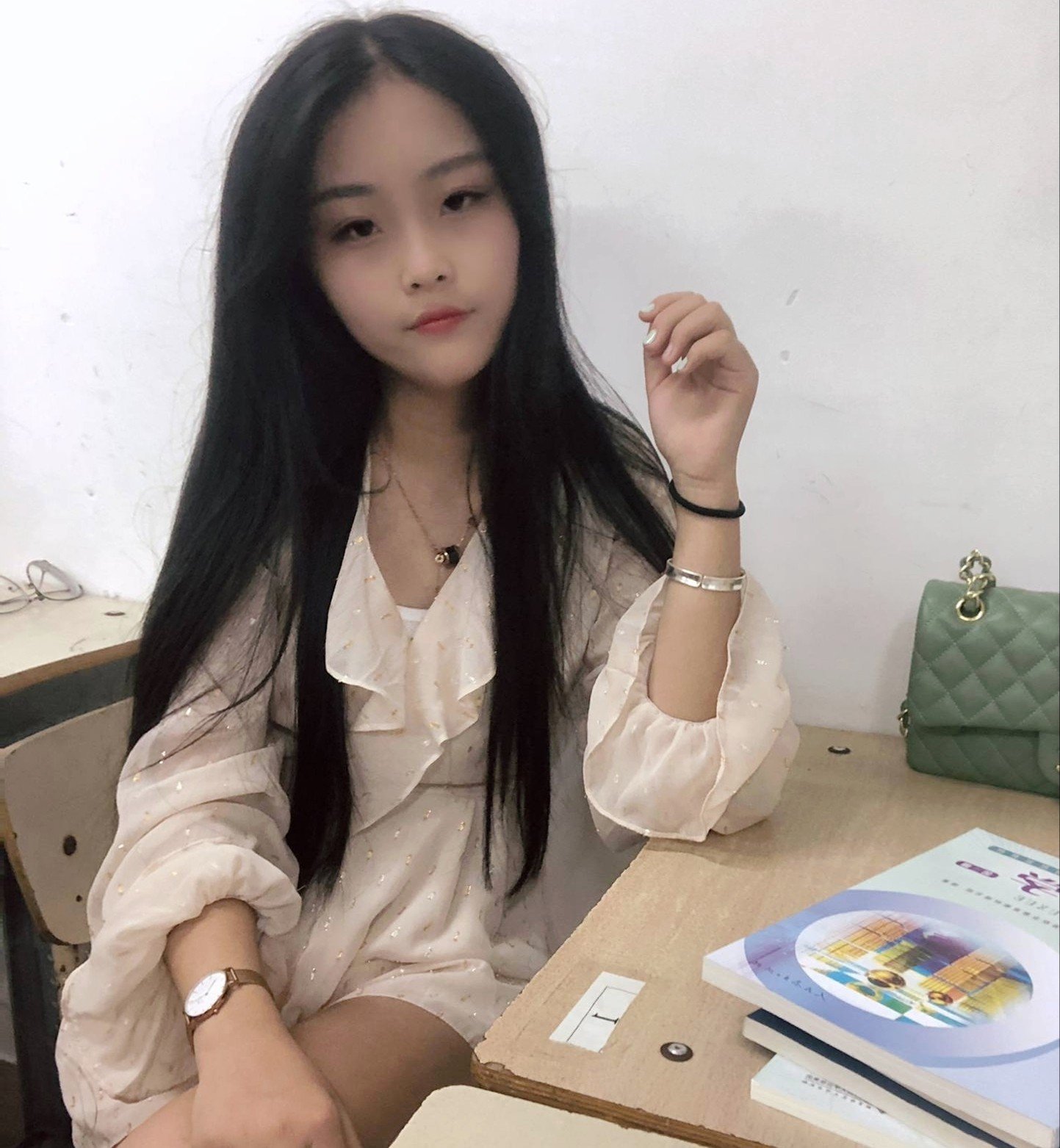 快手老号容易热门吗_什么样快手号老上热门_老热门快手容易号被盗吗