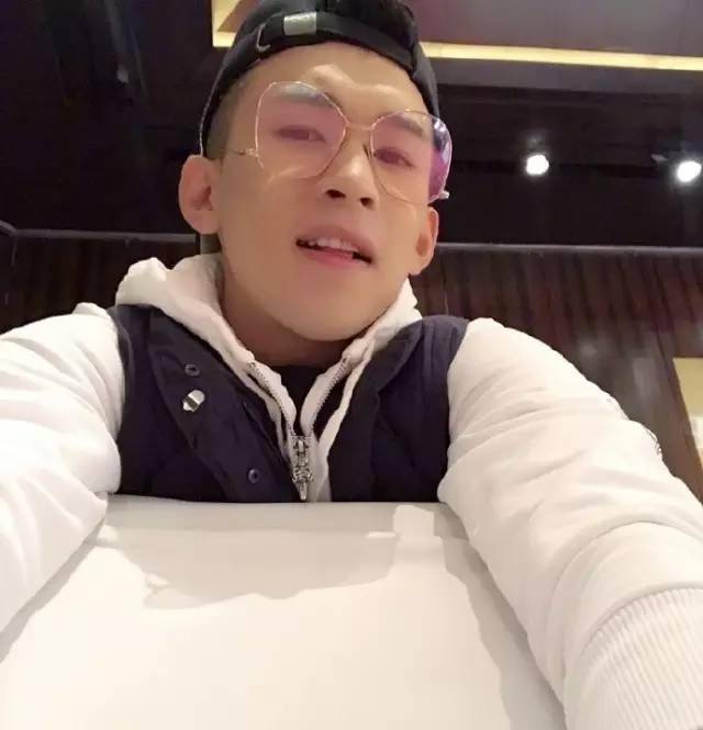 热门快手歌曲喊麦歌_快手热门喊麦歌曲_热门快手歌曲喊麦歌词