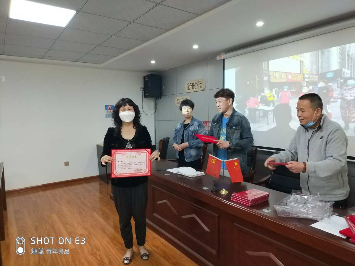 董明演讲_第三届全国道德模范董明被人们称为董明在遭遇_董明个人简短经历