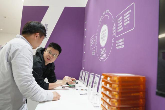 快手获得赞有钱吗_快手获赞一元一百_快手赞有用吗