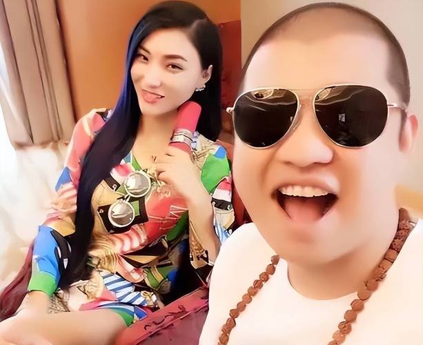 快手直播假人_快手直播假人_快手直播假人