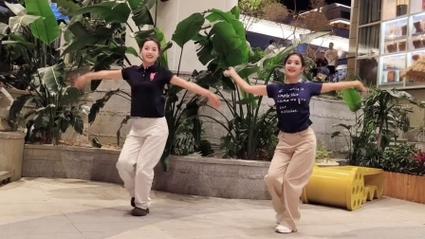 抖音可爱小姑娘合拍_抖音有效粉丝500怎么弄_抖音合拍教程