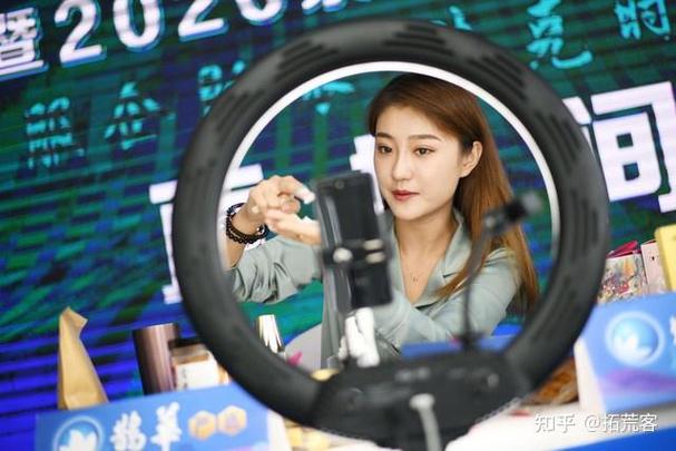 抖音自建电商生态发展_抖音直播电商第三方平台限制_抖音粉下单
